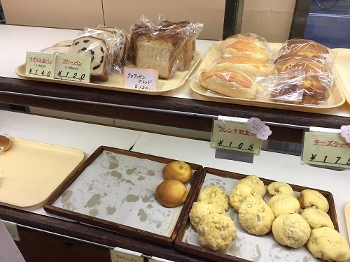 クロワッサンブレッドがイチオシです!大きさもお値段もお手頃で、子どものおやつにぴったりです